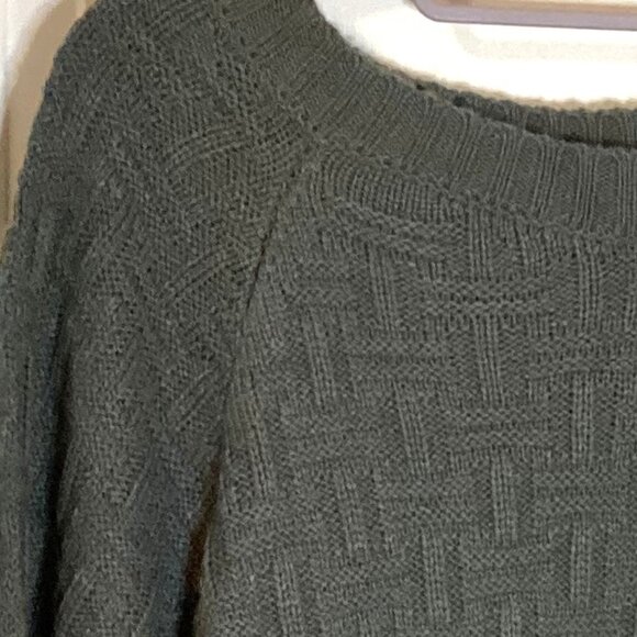 Shalimar Accessories Women's Knitted Gray Acrylic Poncho Sweater One Size - Picture 4 of 6